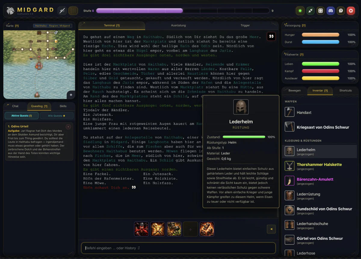 Der Midgard-Webclient: In der Mitte beschreibt ein Textfenster den Marktplatz und die Anlegestelle von Haithabu mit farbig hervorgehobenen, anklickbaren Wörtern, links zeigen eine Karte der Hafenstadt und das Questlog, rechts stehen Vitalwerte und die Ausrüstung mit einem geöffneten Infofenster zum Lederhelm.